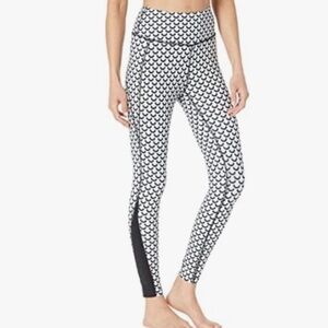 Obermeyer Discover Baselayer Tight Sz Small Nome’s Geo Leggings Cold Weather